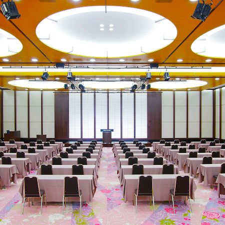 Kyoto Tokyu Hotel Esterno foto The 2008 venue, the Grand Ballroom of the Royal Garden Hotel