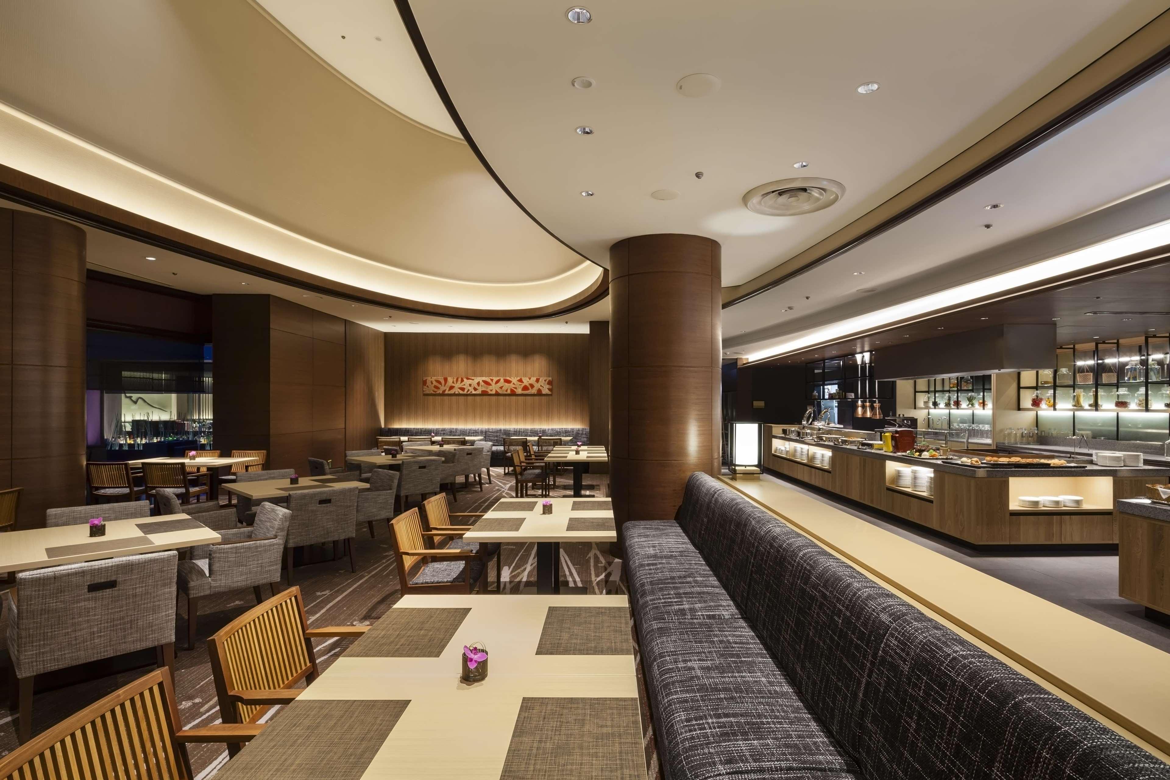 Kyoto Tokyu Hotel Esterno foto Interior of a restaurant in Japan