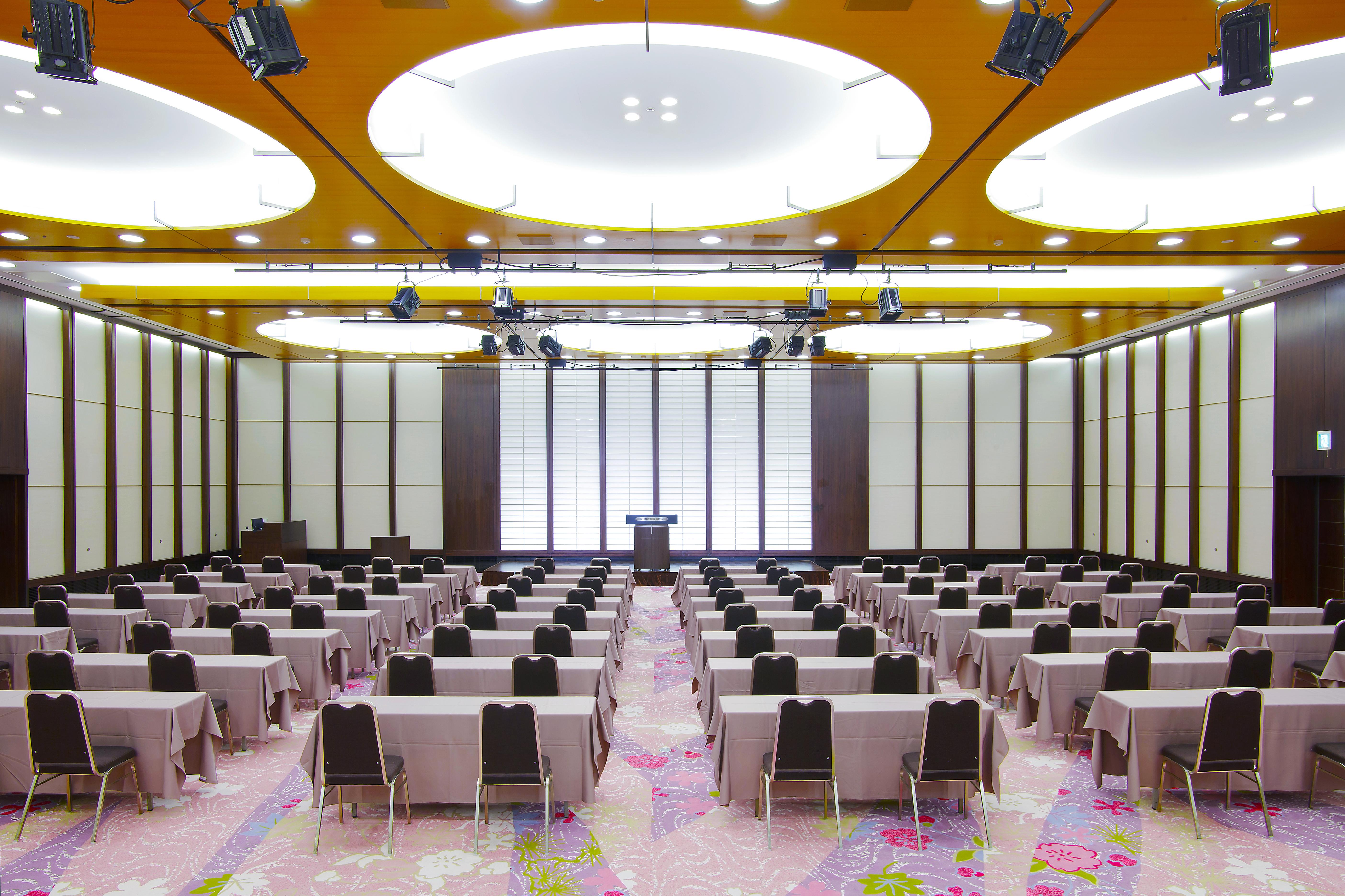 Kyoto Tokyu Hotel Esterno foto The 2008 venue, the Grand Ballroom of the Royal Garden Hotel